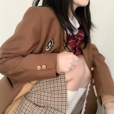 3年8班